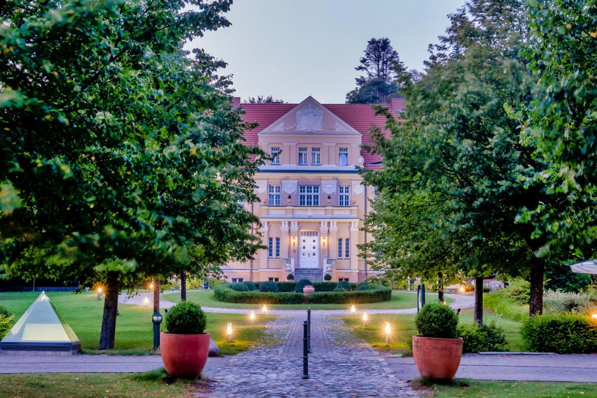 Precise Resort Ruegen - Hotel & Splash Erlebniswelt Sagard Εξωτερικό φωτογραφία